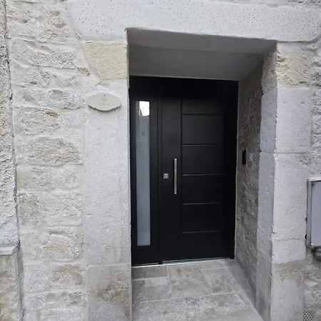 Gocce Su Pietra Sannicandro di Bari